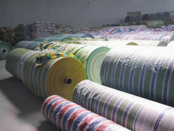 6米宽彩条布多少钱一米？锦州彩条布厂家